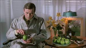 Lo zoo di Venere (A zed and two noughts) di Peter Greeneway – G.B – 1985 – Durata 115’ – V.M 14
