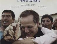 Chiamatemi Francesco Il Papa della gente di Daniele Luchetti – Italia – 2015