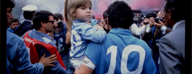 “Ribelle, Eroe, Sfrontato, Dio”. Ecco il Maradona di Kapadia