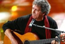 Eugenio Bennato: “dopo i briganti, canto i migranti”
