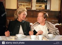 Pauline & Paulette di Lieven Debrauwer – Belgio -2001 – Durata 78’