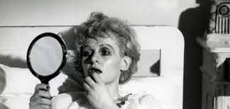 Veronika Voss di Rainer Werner Fassbinder  – Germania – 1982 – Durata 105′ – B/N