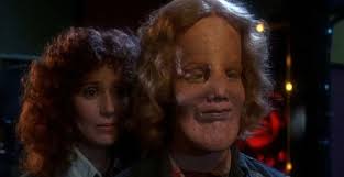 Dietro la maschera  (Mask) di Peter Bogdanovich – USA – 1985 – Durata 120’