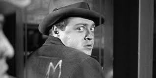 M – Il mostro di Düsseldorf  (M) di Fritz Lang – Germania –  1931 – Durata 114’ – B/N
