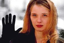Tre colori: film bianco (Trois couleurs: Blanc) di Krzysztof Kieslowski – Francia – 1994 – Durata  92′