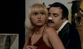 La signora ha fatto il pieno di Juan Bosch – Italia, Spagna – 1977 – Durata 90’ – V.M 14